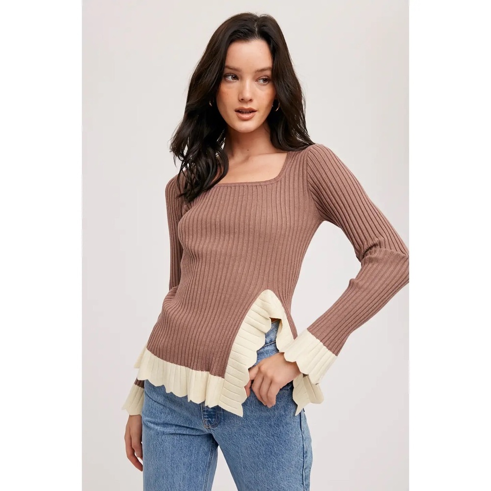 A7- Ribbed Slit Ruffle - Picture 3 of 4